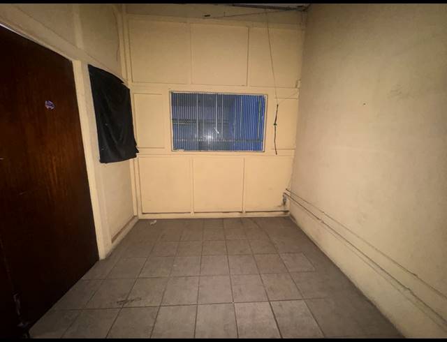 300.20M² WAREHOUSE TO LET IN WYNBERG